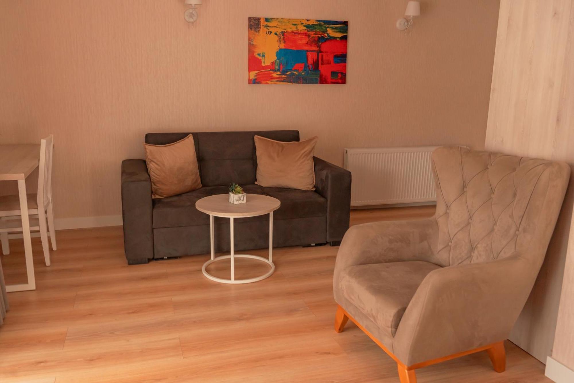 Hotel Well Inn Tbilissi Extérieur photo