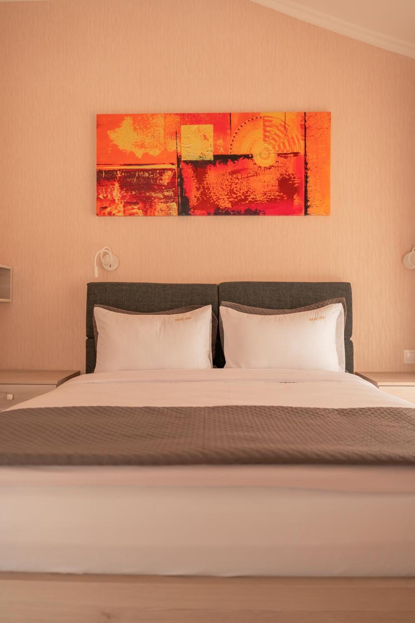 Hotel Well Inn Tbilissi Extérieur photo